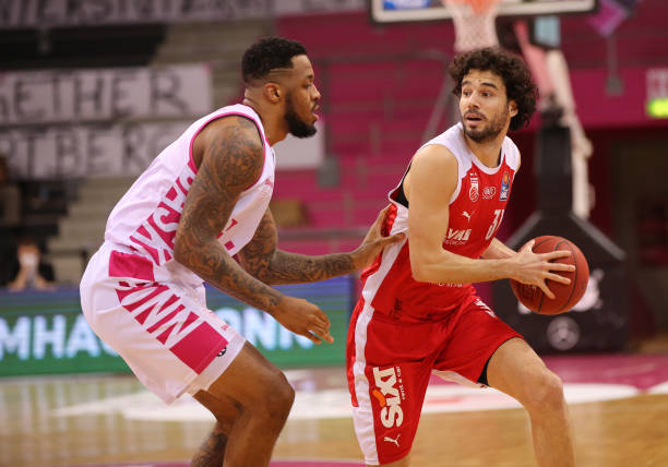 冲击力足以 冲击力足以